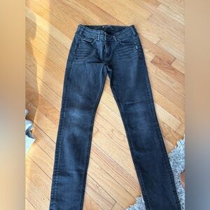 Silver Jeans Women's Dark denim Skinny Jeans